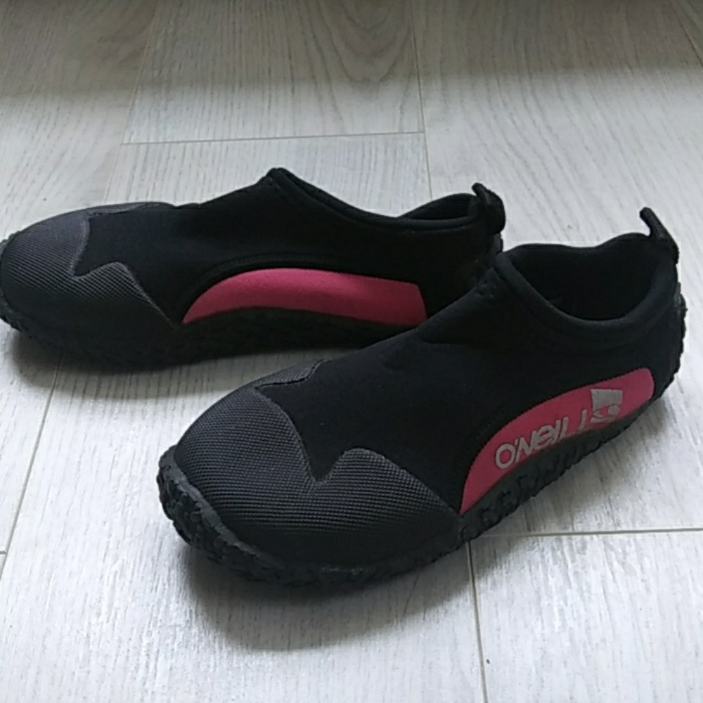 5 for $10 O'Neill Kids Reactor Reef Boots